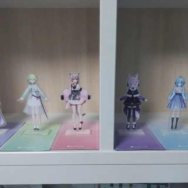 스텔라이브 한복 아크릴 스탠드 유니 히나 시로 타비 리코 부키