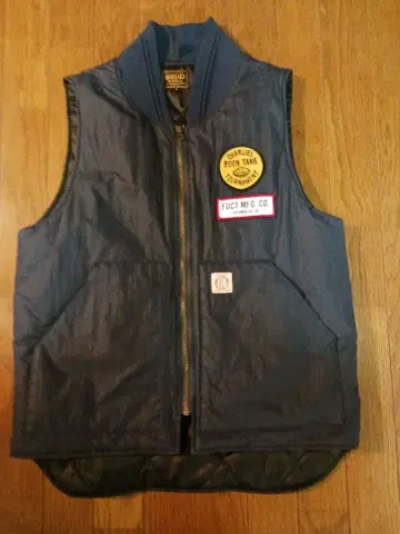 FUCT SSDD 충전솜 베스트 와펜