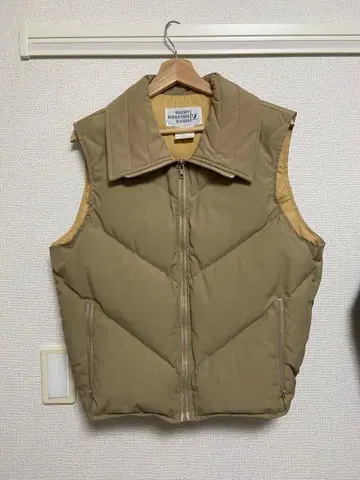 Rocky Mountain Down 베이지 다운 베스트 M