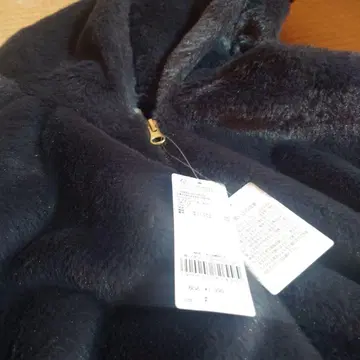 새상품 택 [ GLOBAL WORK 인조 모피 후드티 블루종 ]