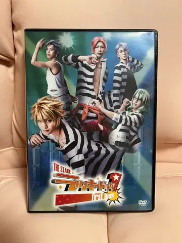 THE STAGE 럭키독1 first luck DVD