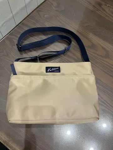 Kitamura MOTOMACHI 베이지 숄더백