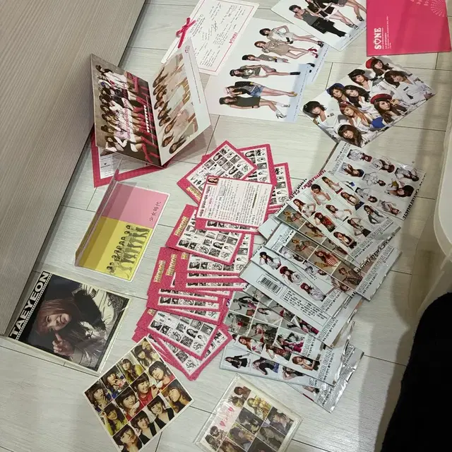 소녀시대 굿즈 (포카/앨범/빙고) 증정가능