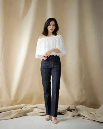 YANUK nuans 핀턱 스트레이트 데님