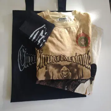 트래비스 스콧 라이브 티셔츠+플라티나 티켓