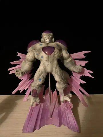 제일복권 드래곤볼 최강 라이벌 편 B상 프리저 최종 형태 피규어