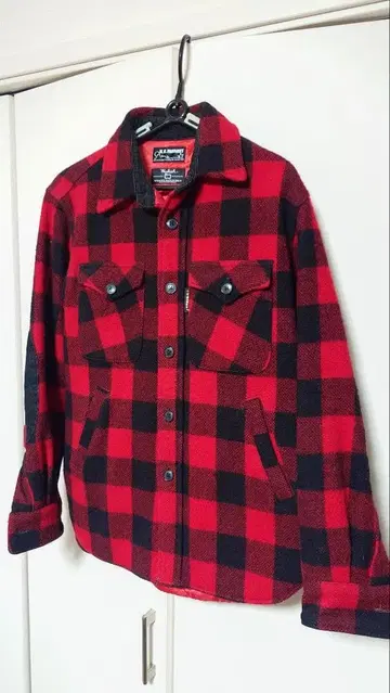 할리우드 런치 마켓 x 울리치 CPO 울 퀼팅 자켓