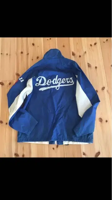 로스앤젤레스 다저스 31 나일론 자켓 마이크 피어자