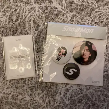 타이베이 메구로 렌 팝업 캔배치 세트와 포토 카드 팩 C