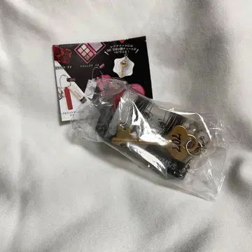 NANA 가챠가챠 미니 참 컬렉션 립 & 파운데이션 열쇠 포함