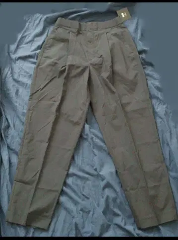 새상품 UNIQLO Theory 콜라보 감동 턱 이지 팬츠 S 사이즈