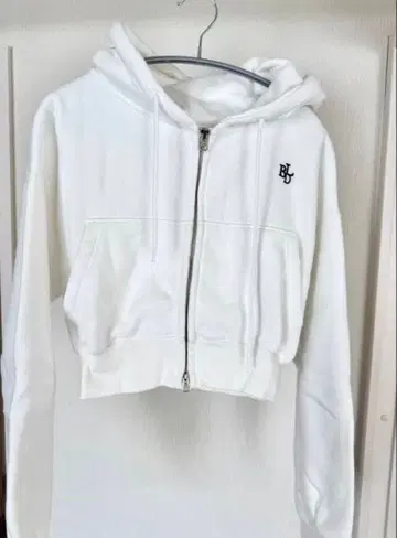 최종 가격! Bellide 크롭 후드티 화이트