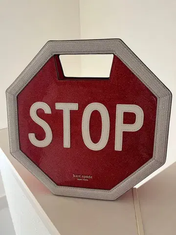 새상품 kate spade 3D 스톱 사인 숄더백