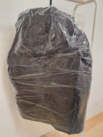 퍼스트 다운 블랙 다운 자켓