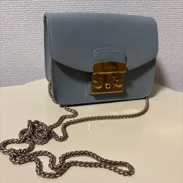 라이트 블루 숄더백 합성 피혁