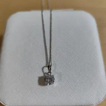 싱글 볼 목걸이