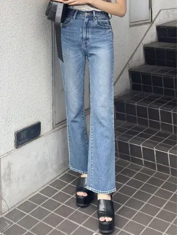 MURUA 하이웨스트 빈티지 플레어 데님 블루 1