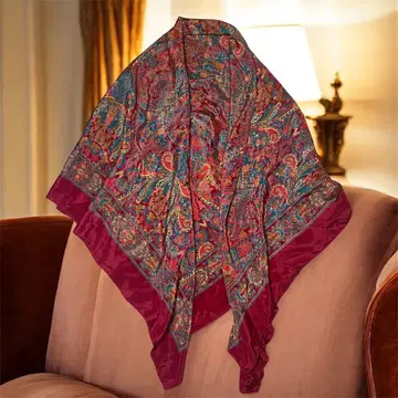 도쿄 카와베 페이즐리 무늬 실크 터치 스톨 대형 실크 스카프