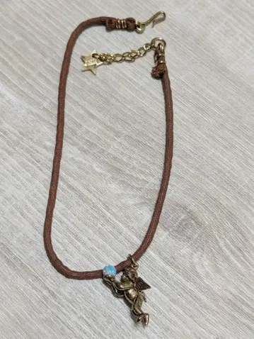 MILK 오리지널 엔젤 모티브 초커 목걸이