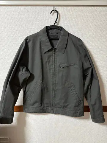 그레이 지퍼 자켓