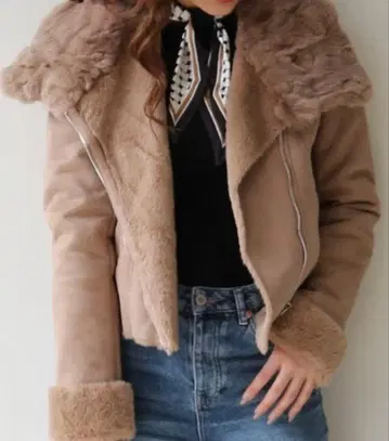 로얄 파티 ROYAL PARTY 인조 모피 무스탕 자켓