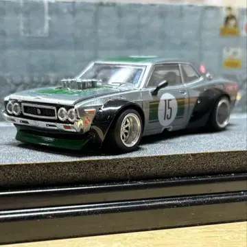 팝 레이스 C130 로럴 상자 없음, 흠집 있음