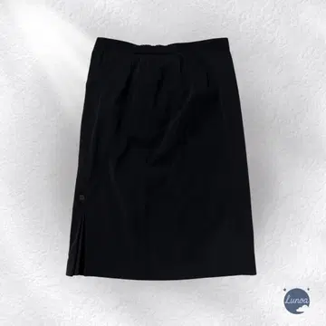 블랙 스커트 무릎 기장 심플 성숙 캐주얼 외출 세련된 오피스