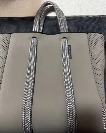 STATE OF ESCAPE 시티 노스 사우스 세로형 토트백