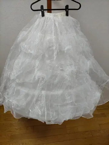 파니에 흠집 있음