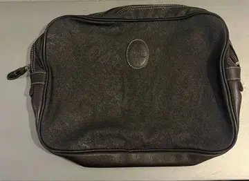 C.P.COMPANY 클러치백 중형