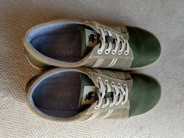 moz 스니커즈 그린