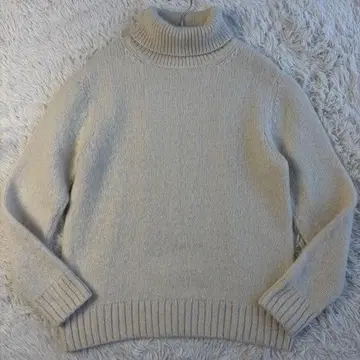 유나이티드 애로우즈 알파카 터틀넥 니트 페루산