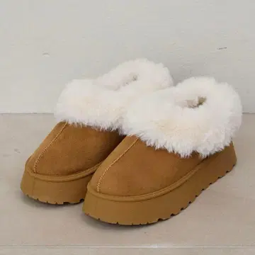 무스탕 라이크 보아 숏부츠