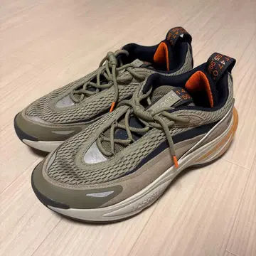 LACOSTE 스니커즈 올리브 그린