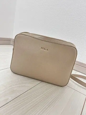 FURLA 베이지 숄더백
