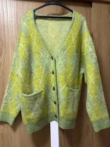 FREAKS STORE 아가일 샤기 니트 가디건 여성용 FREE