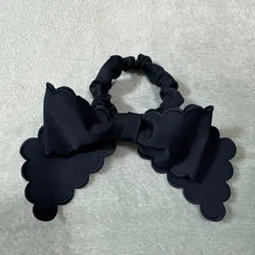 MARONENONFEE 마론에논피 스캘럽 스크런치