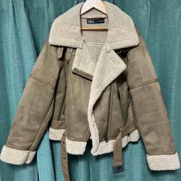 ZARA 무스탕 코트