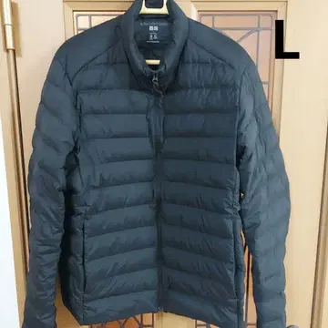 유니클로 울트라 라이트 다운 나노 디자인 L 사이즈 블랙