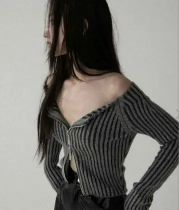 melt the lady two face knit gray