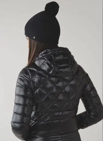 룰루레몬 Lululemon 폼폼 포함 니트 모자 새상품