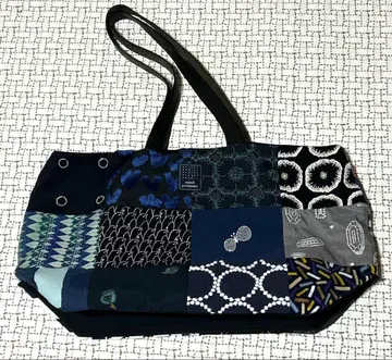 미나 페르호넨 피스 백