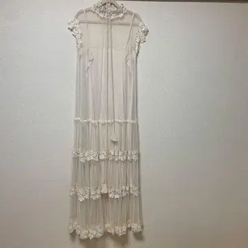 더블 스탠다드 클로징