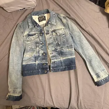 라이트 블루 크롭 데님 자켓