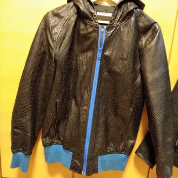 MACKDADDY 펀치 가죽 자켓 블랙 파랑