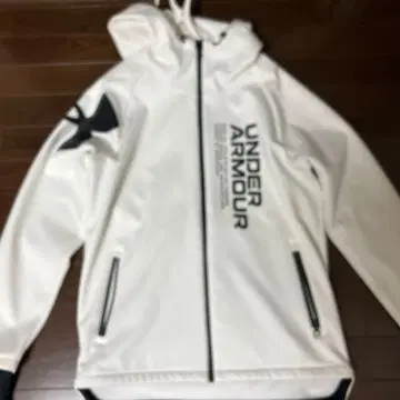 언더아머 테크 플리스