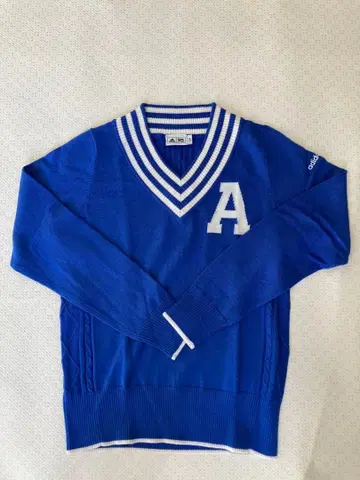 아디다스 V넥 스웨터