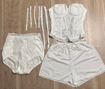 브라이덜 이너 일본제 3종 세트 Triumph wacoal 스트랩 포함