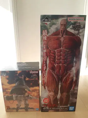 제일복권 진격의 거인 B상 라스트 원상 피규어 2체 세트