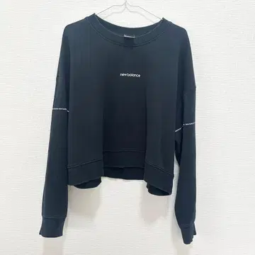 new balance 뉴발란스 맨투맨 블랙 로고 여성용